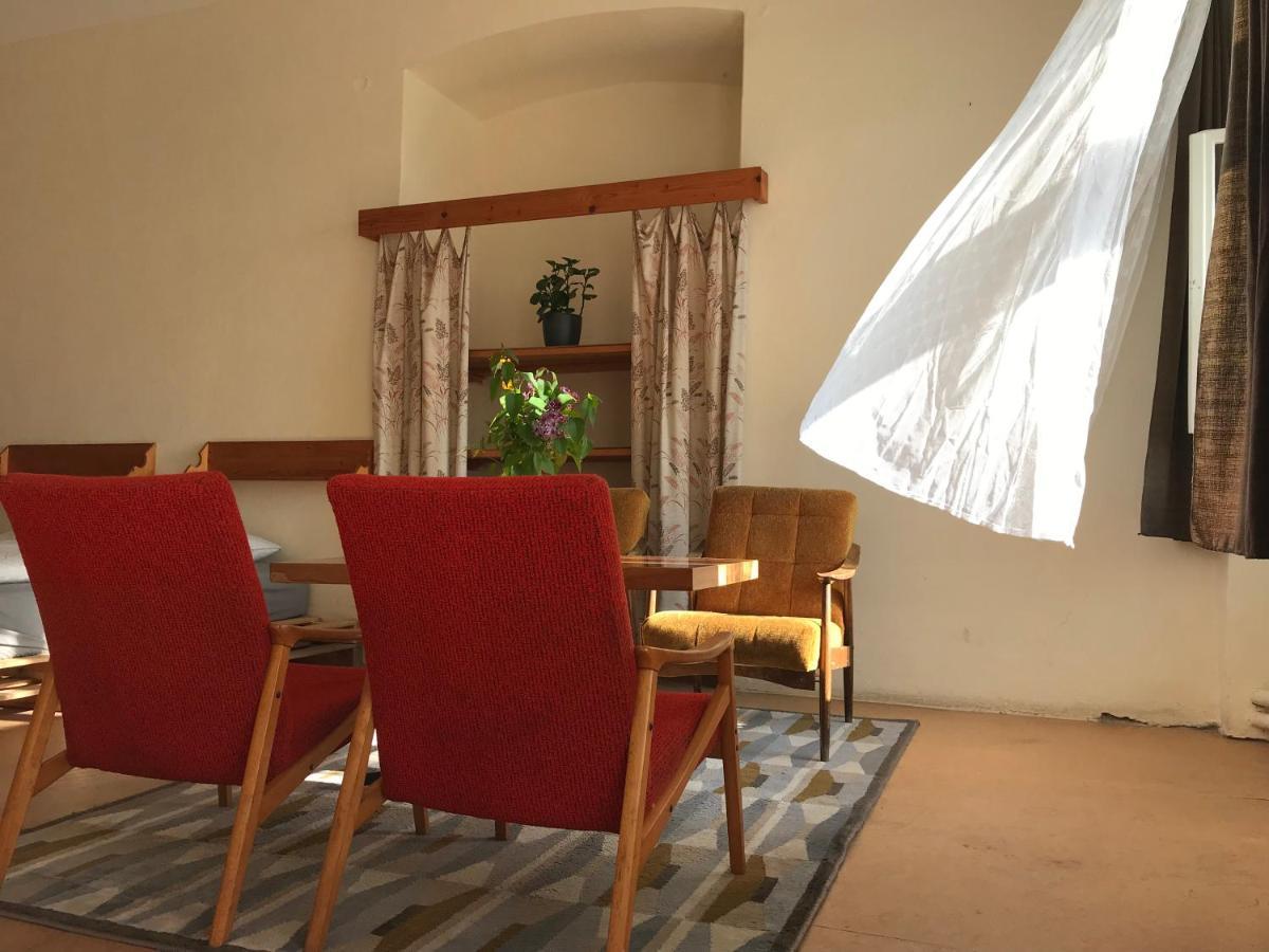 Nezamek Hotell Hartmanice  Exteriör bild